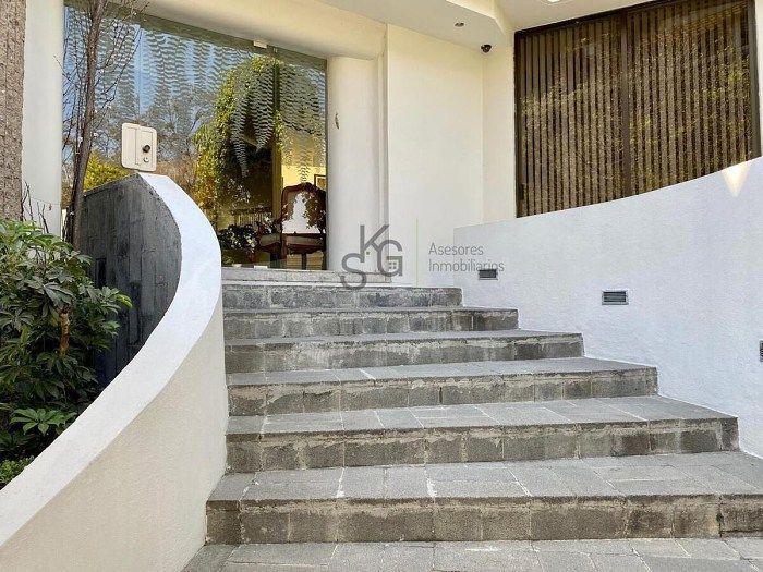 House in Bosque de las Lomas, Miguel Hidalgo, photo 3 of 34