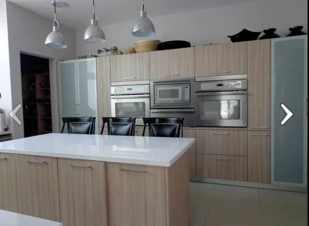Moderna casa en venta, foto 1 de 8