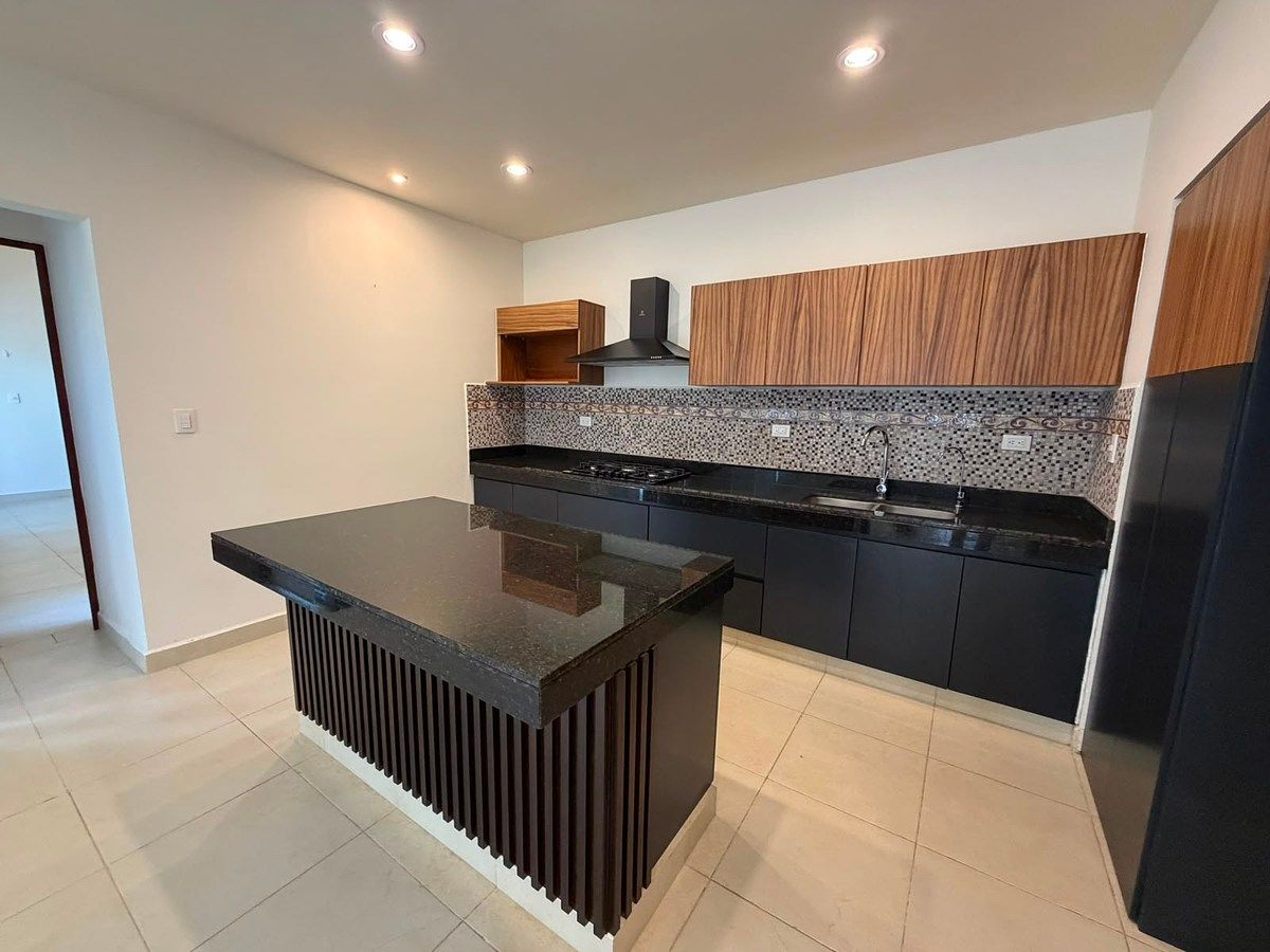 House in Gated Community in Privada Canaria, Conkal, photo 16 of 17