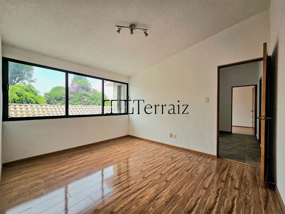 House in Ciudad Satélite, Naucalpan de Juárez, photo 7 of 12