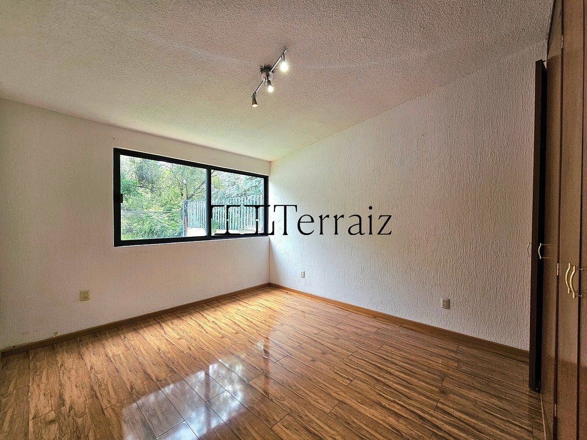 House in Ciudad Satélite, Naucalpan de Juárez, photo 8 of 12