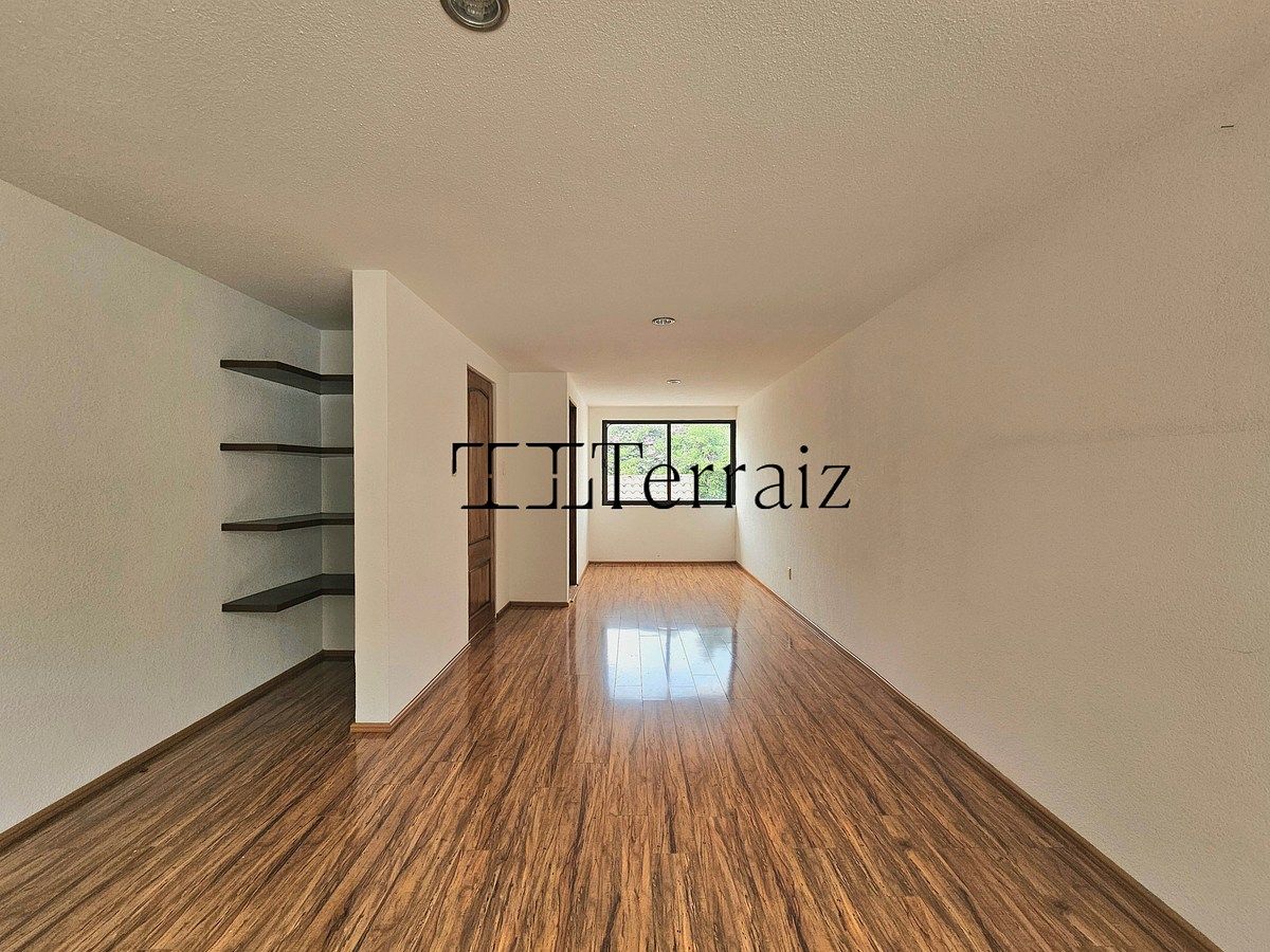 House in Ciudad Satélite, Naucalpan de Juárez, photo 9 of 12
