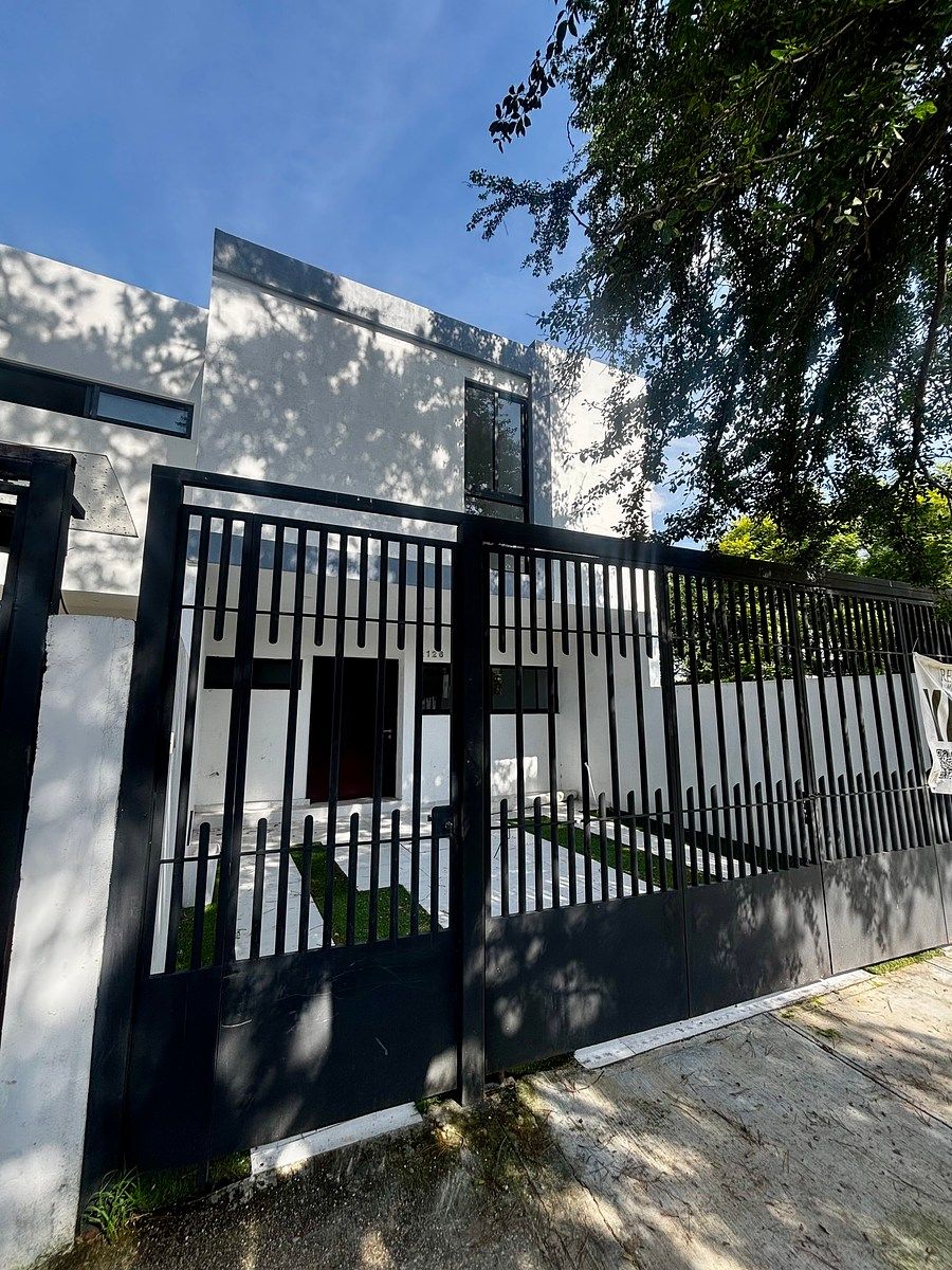 Casa em Jardines Del Valle, Zapopan, foto 2 de 26