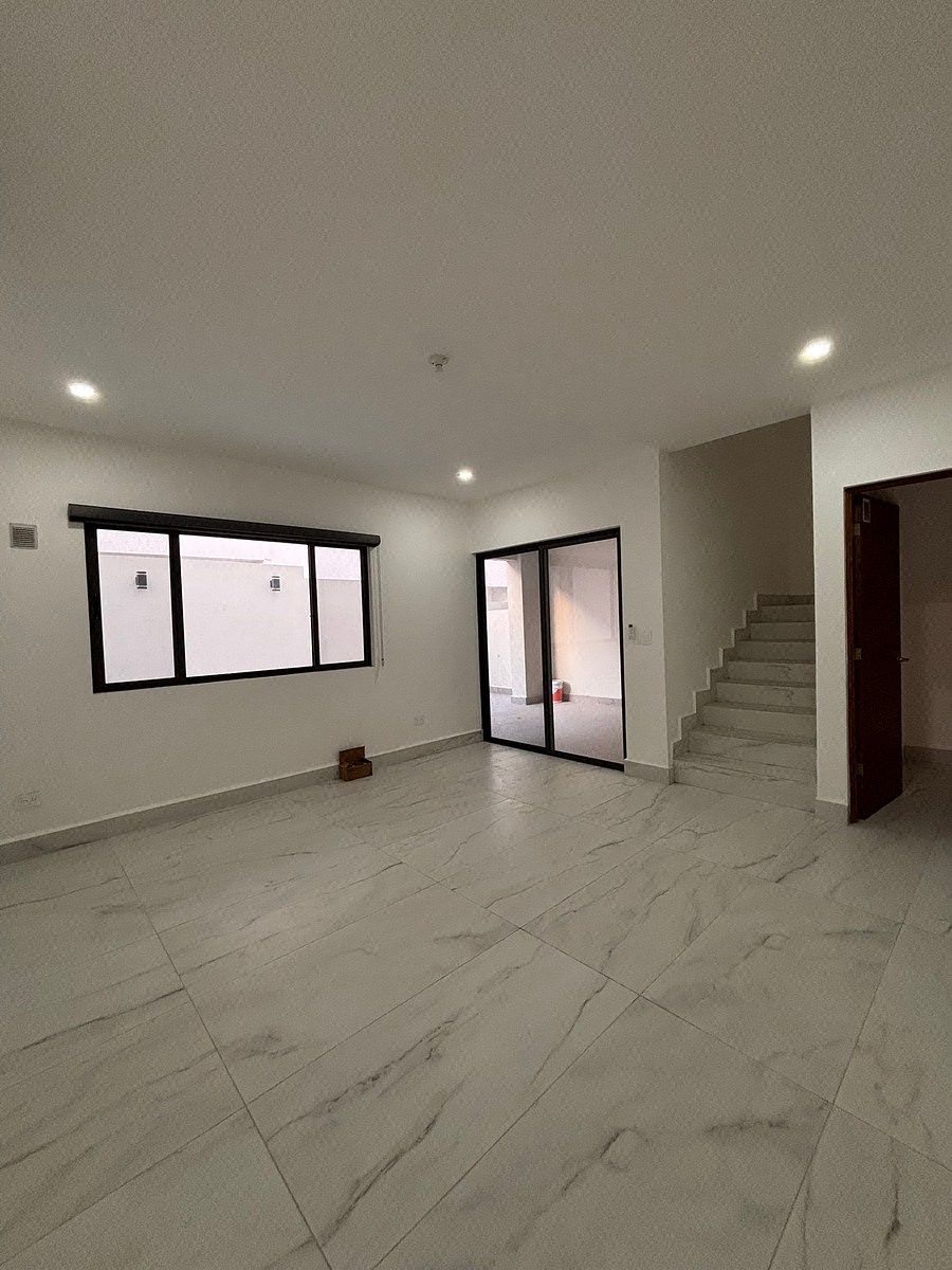 Casa em Montecinos Residencial, García, foto 14 de 19