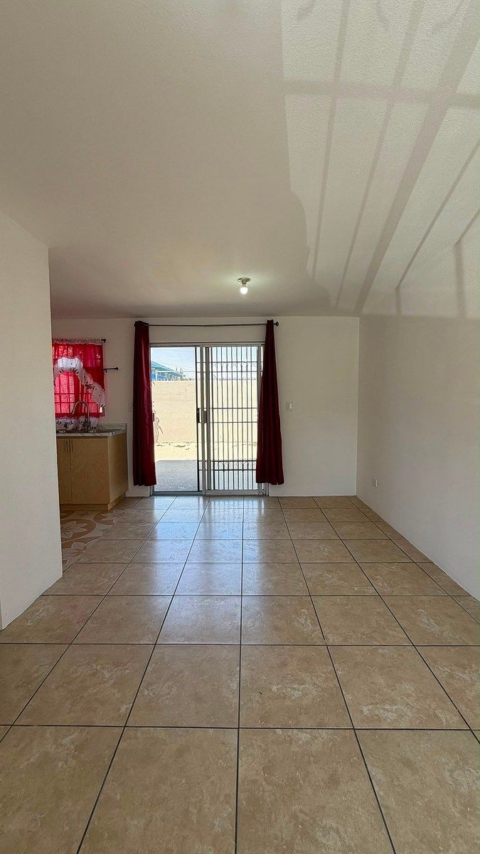 NEWLY REMODELED HOUSE FOR SALE | URBI QUINTA DEL CEDRO, photo 1 of 19