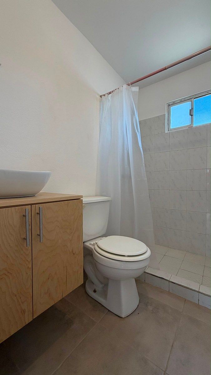 House in Urbi Quinta del Cedro, Tijuana, photo 13 of 19