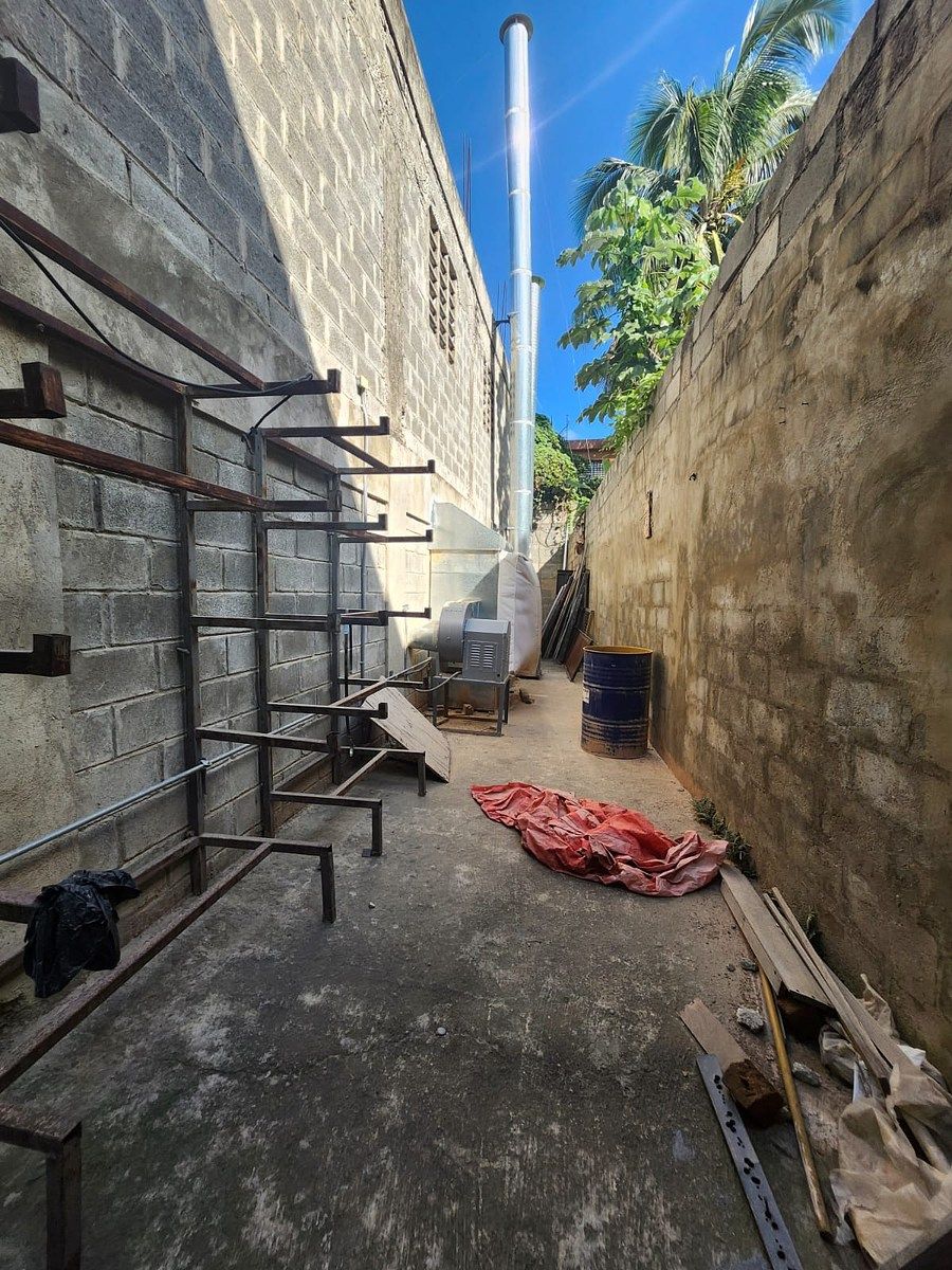 Nave en Manoguayabo, Santo Domingo Oeste, foto 4 de 16