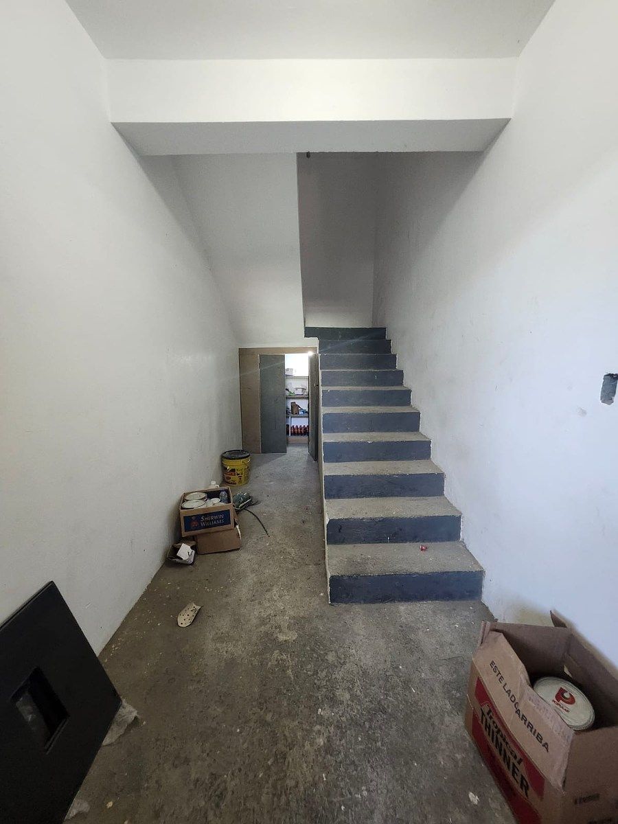 Nave en Manoguayabo, Santo Domingo Oeste, foto 8 de 16