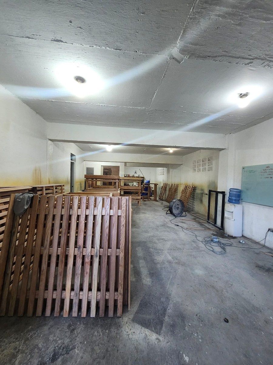 Nave en Manoguayabo, Santo Domingo Oeste, foto 11 de 16