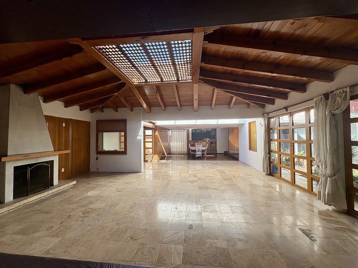 EN VENTA Casa con seguridad en La herradura, foto 1 de 19