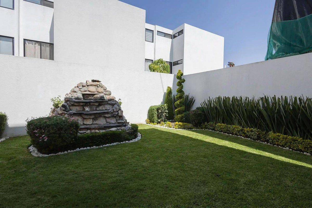 VENTA CASA PARQUE ZACATECAS, LOMAS DE ANGELÓPOLIS III, foto 1 de 7