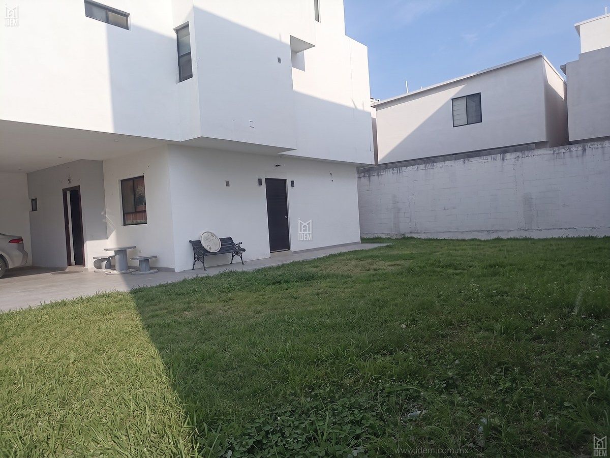 Lot in Rinconada Colonial, Apodaca, photo 3 of 4