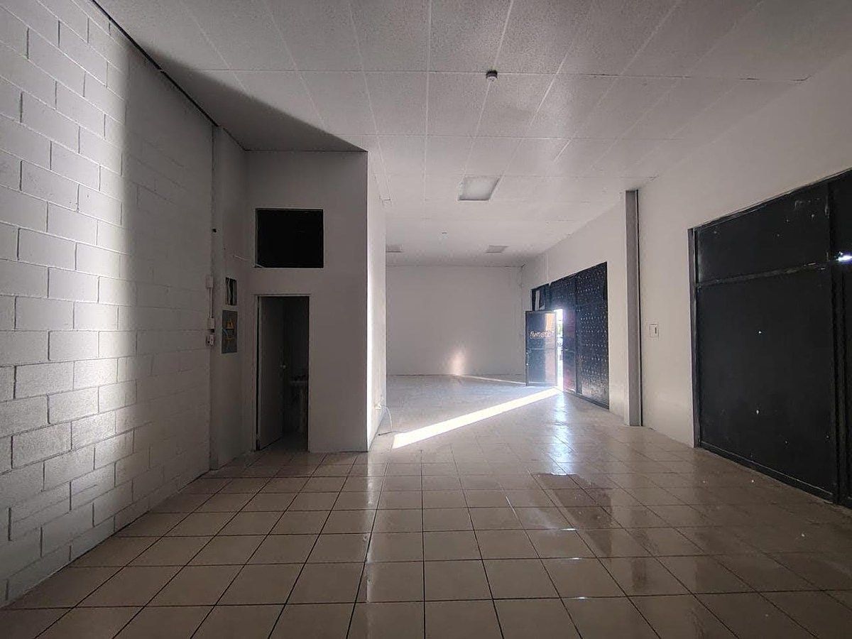 Shopping Mall Space in Hermosillo Centro, Hermosillo, photo 5 of 7