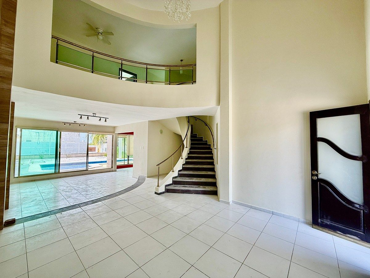 House in Las Lomas Residencial, Alvarado, photo 3 of 31
