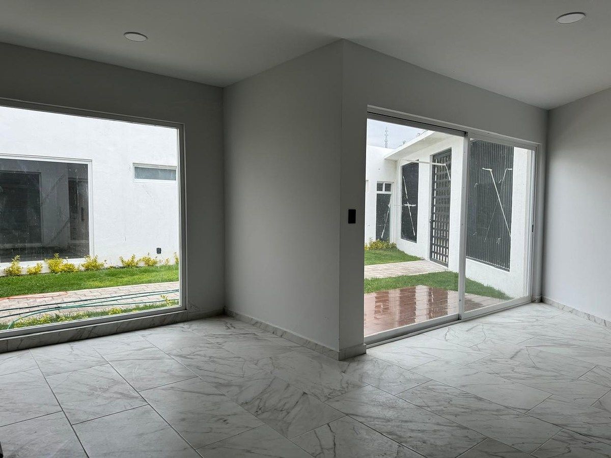 Casa de um andar à venda em Real de Juriquilla, foto 1 de 14