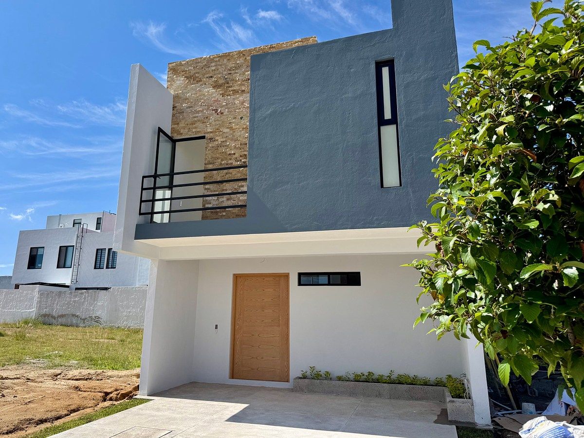 Fachada, foto 1 de 19