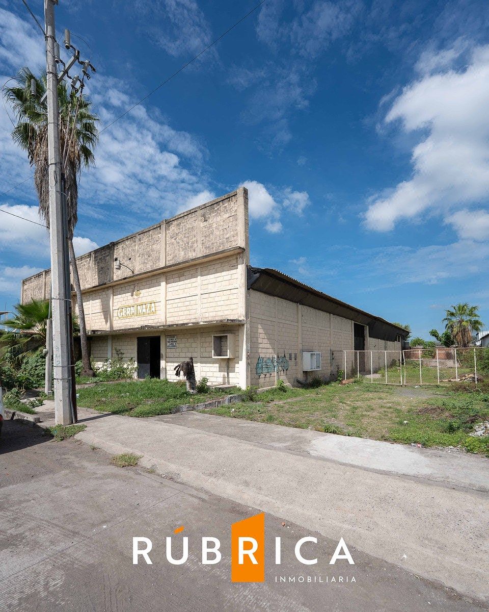 Bodega Comercial en Venta en Armería, Colima