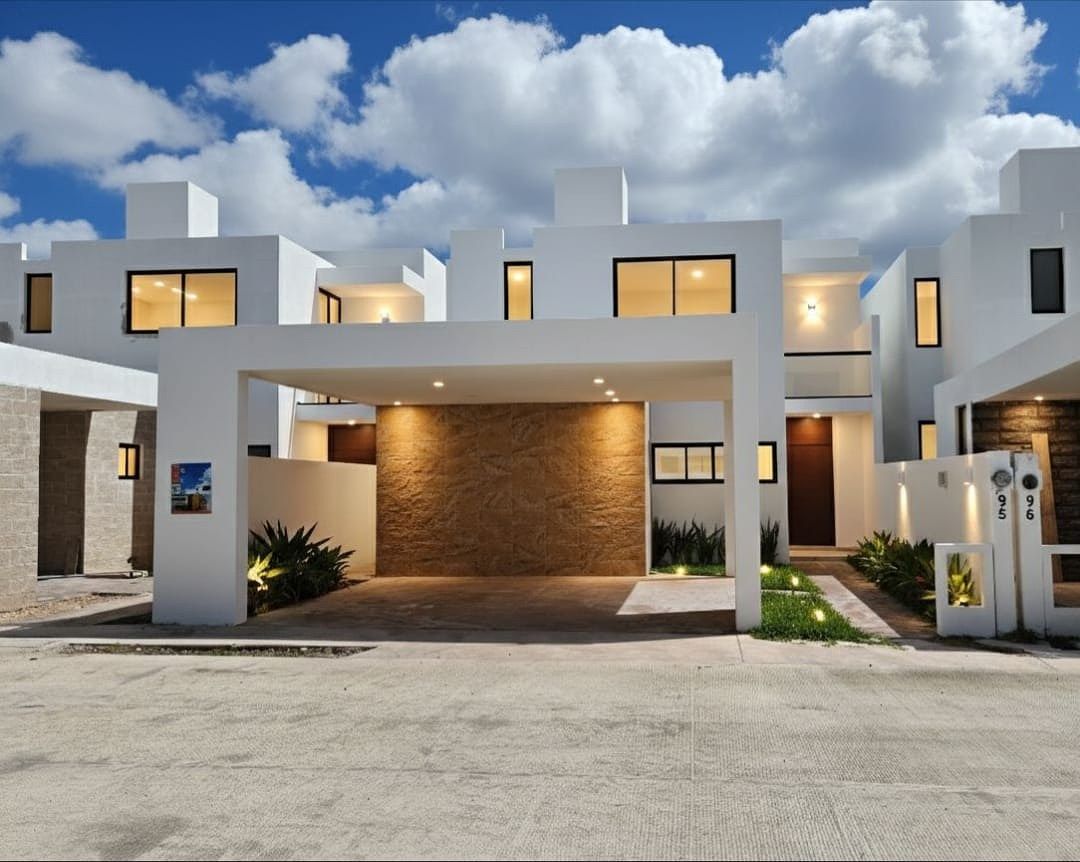 HOUSE WITH THREE BEDROOMS IN GRAN SAN PEDRO CHOLUL PRIVATE | AML |, photo 1 of 12