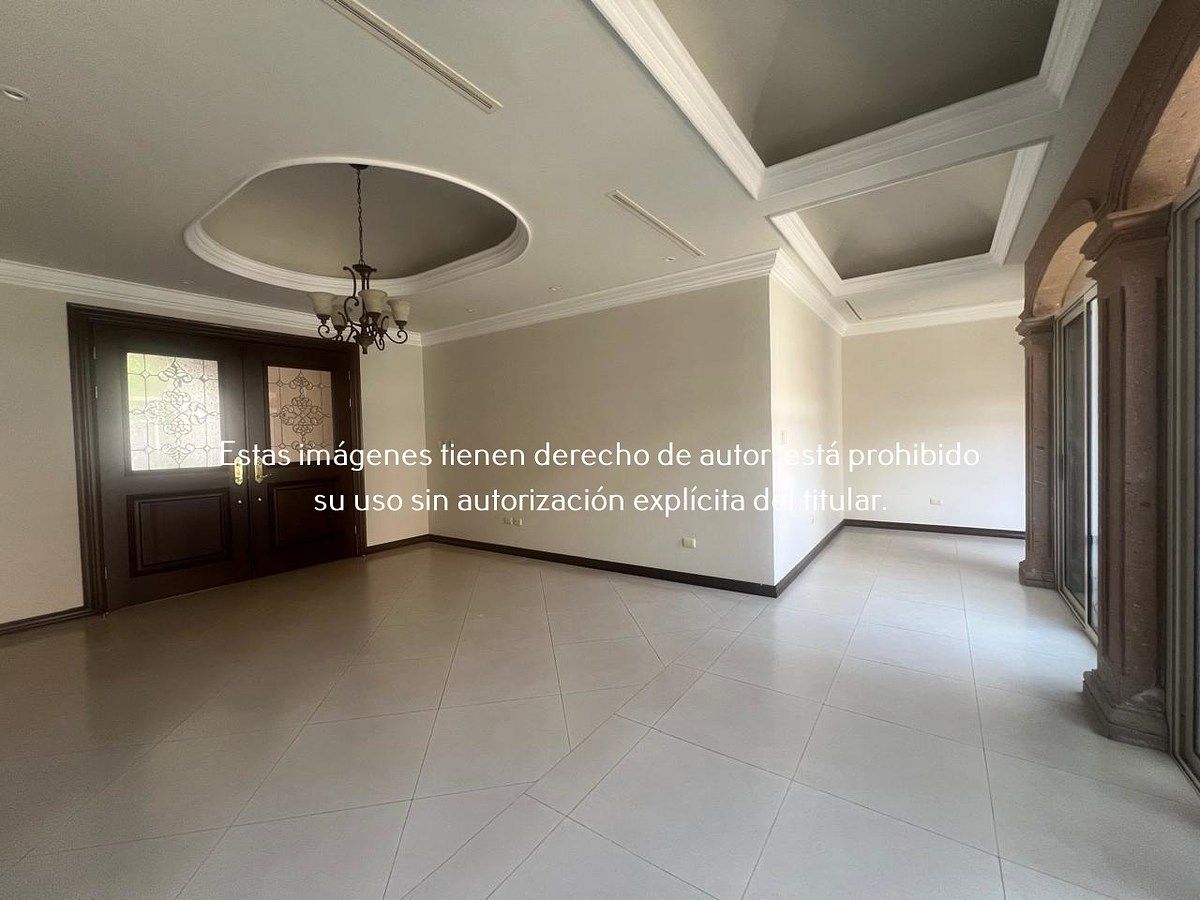 Casa en Venta en Las Calzadas, foto 2 de 28