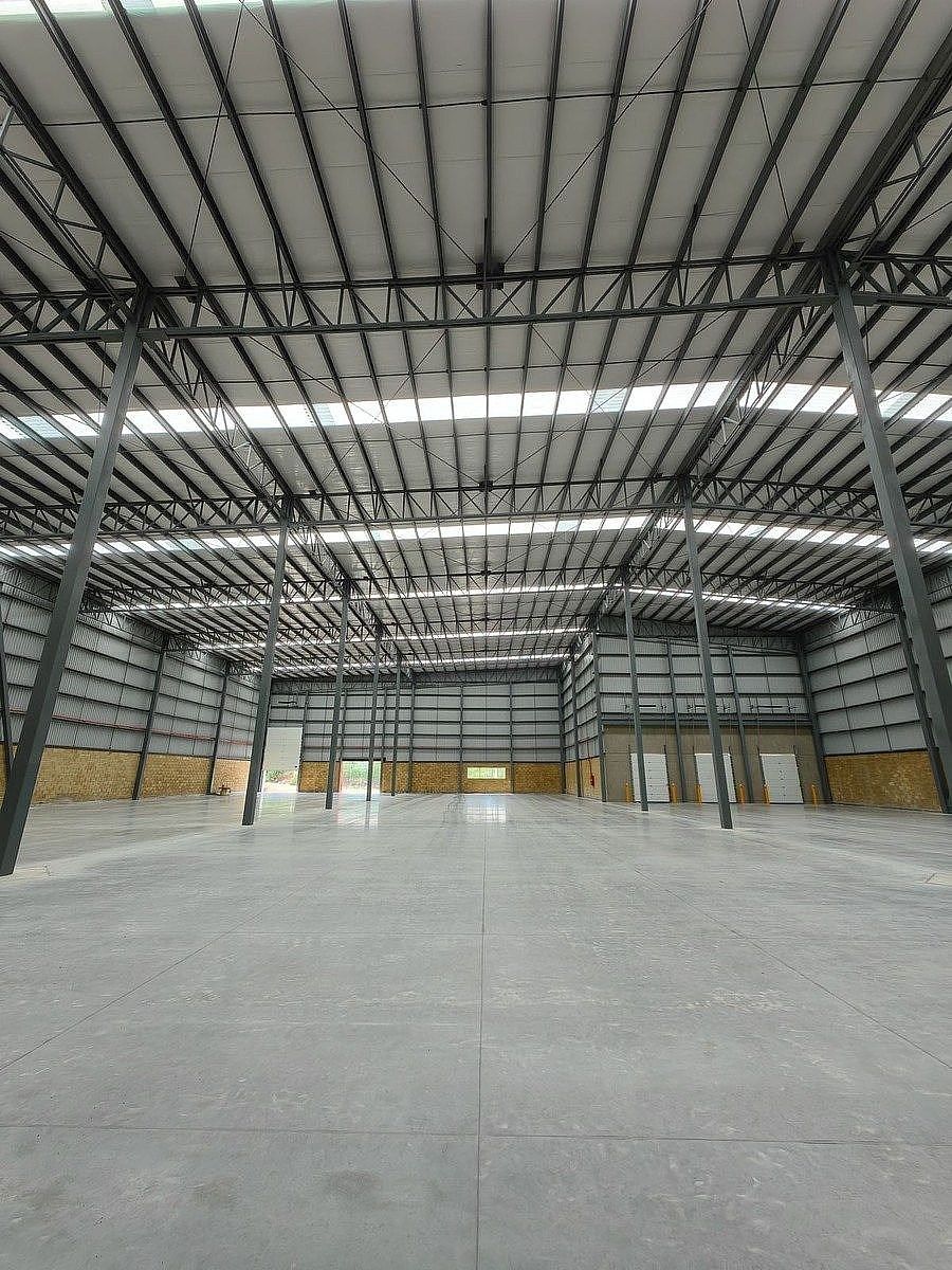 Prédio industrial em San José del Castillo, El Salto, foto 11 de 14