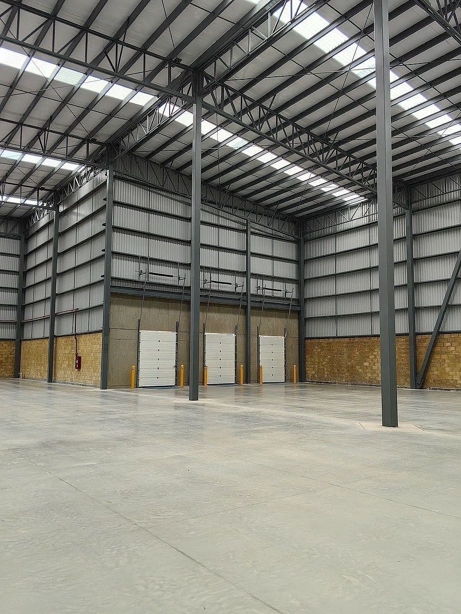 Prédio industrial em San José del Castillo, El Salto, foto 12 de 14
