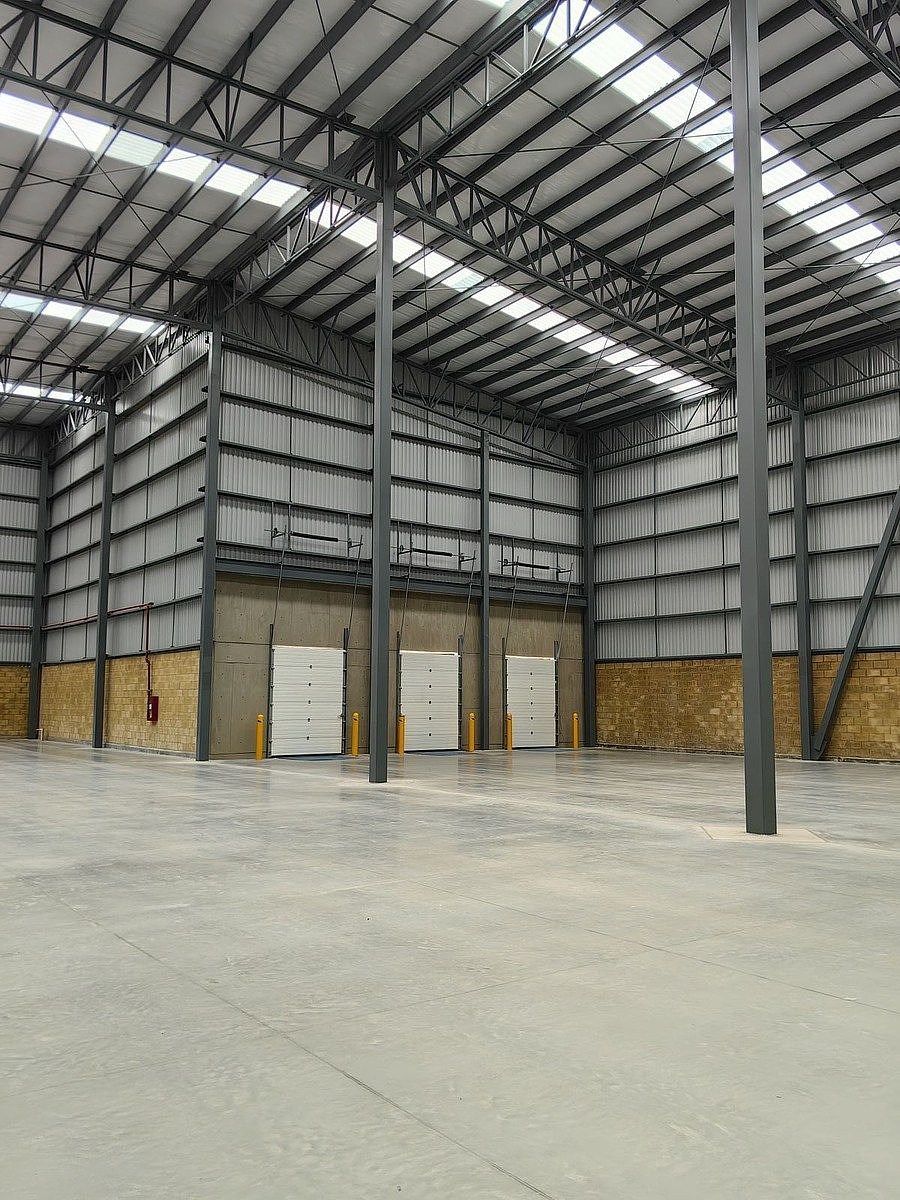 Prédio industrial em San José del Castillo, El Salto, foto 5 de 14