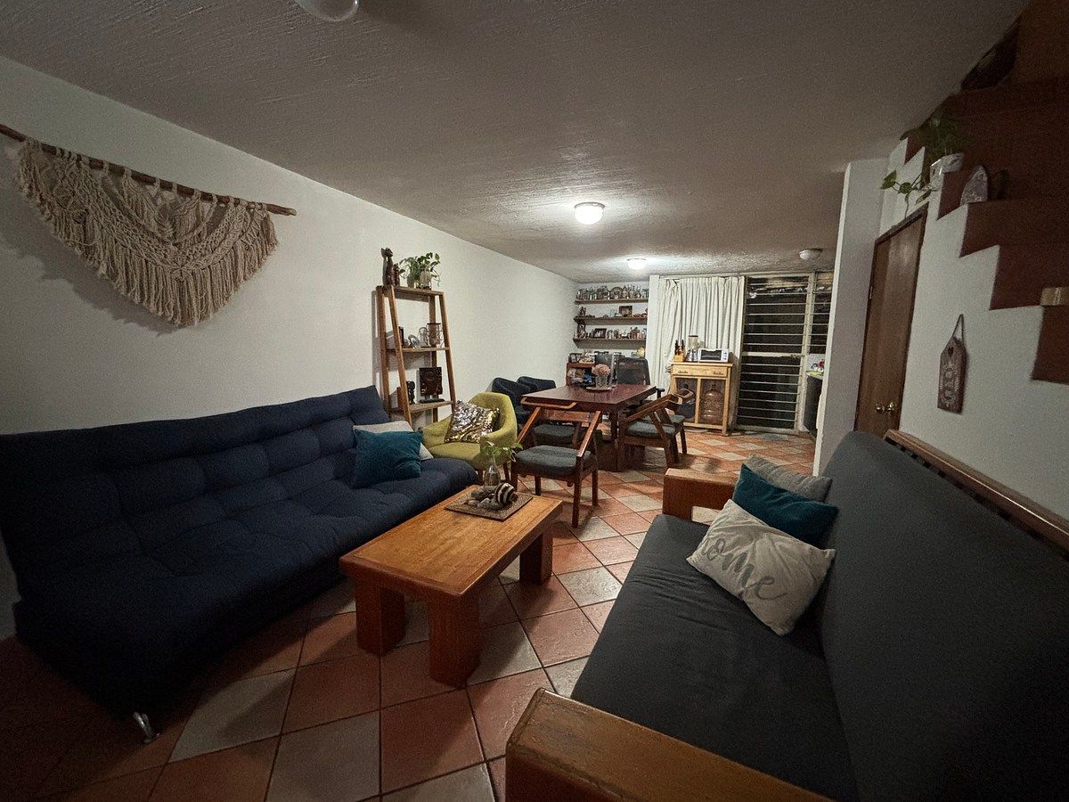 House for SALE 5 minutes from ITESO, photo 1 of 10