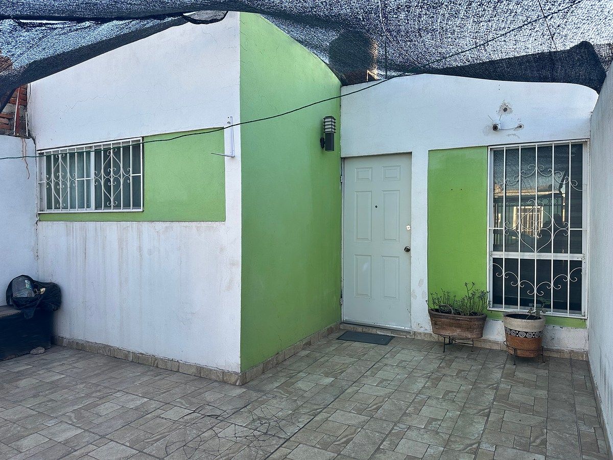 House in Las Bugambilias, Durango, photo 2 of 11