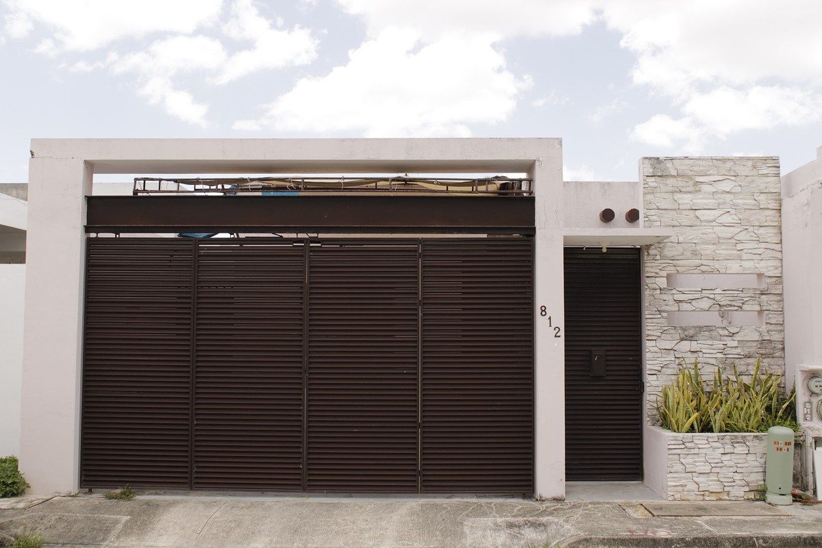 Casa semi-mobiliada de 2 quartos para Aluguel – Las Américas II, foto 1 de 10