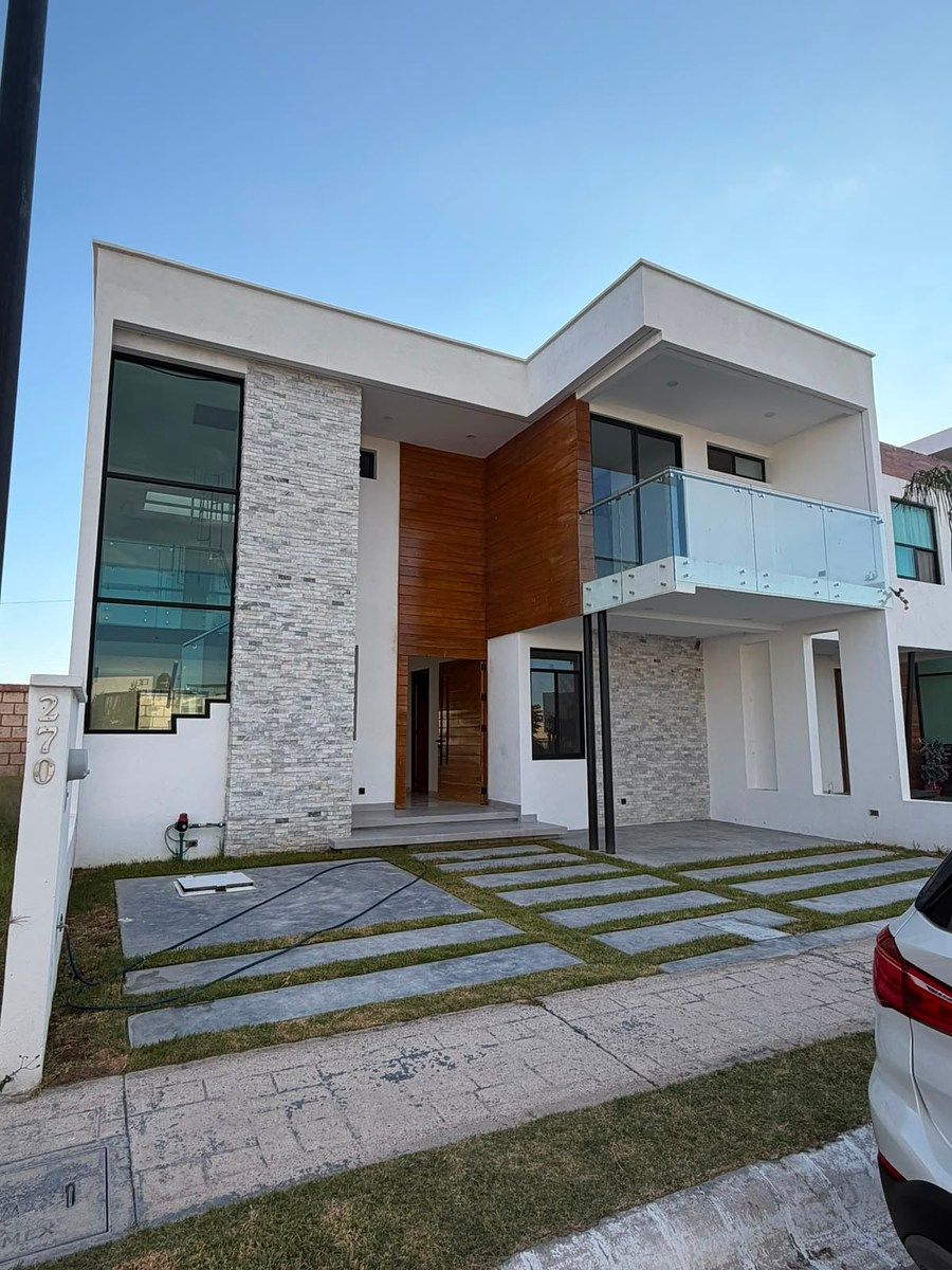 CASA EN VENTA EN RESERVA SAN NICOLÁS, foto 1 de 44
