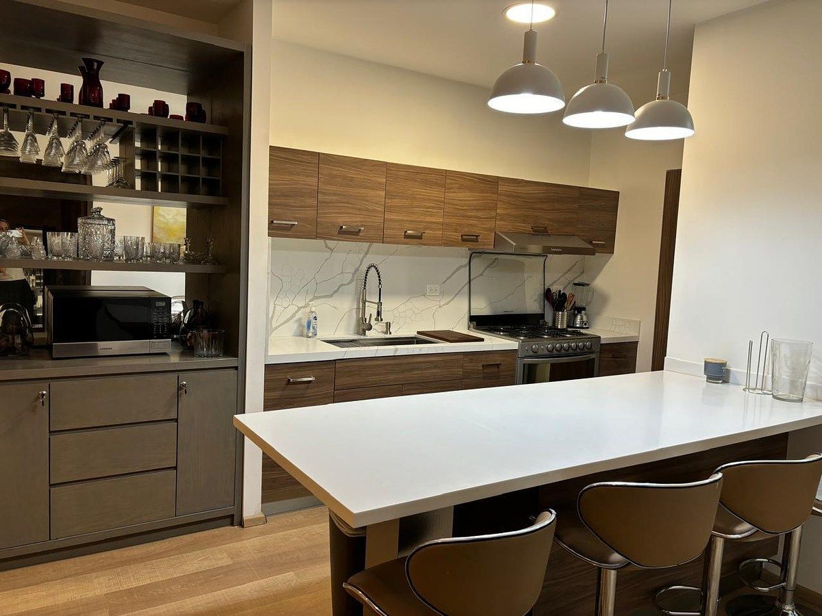 NEW SOUTH / SERRANO VIDAL, photo 1 of 12