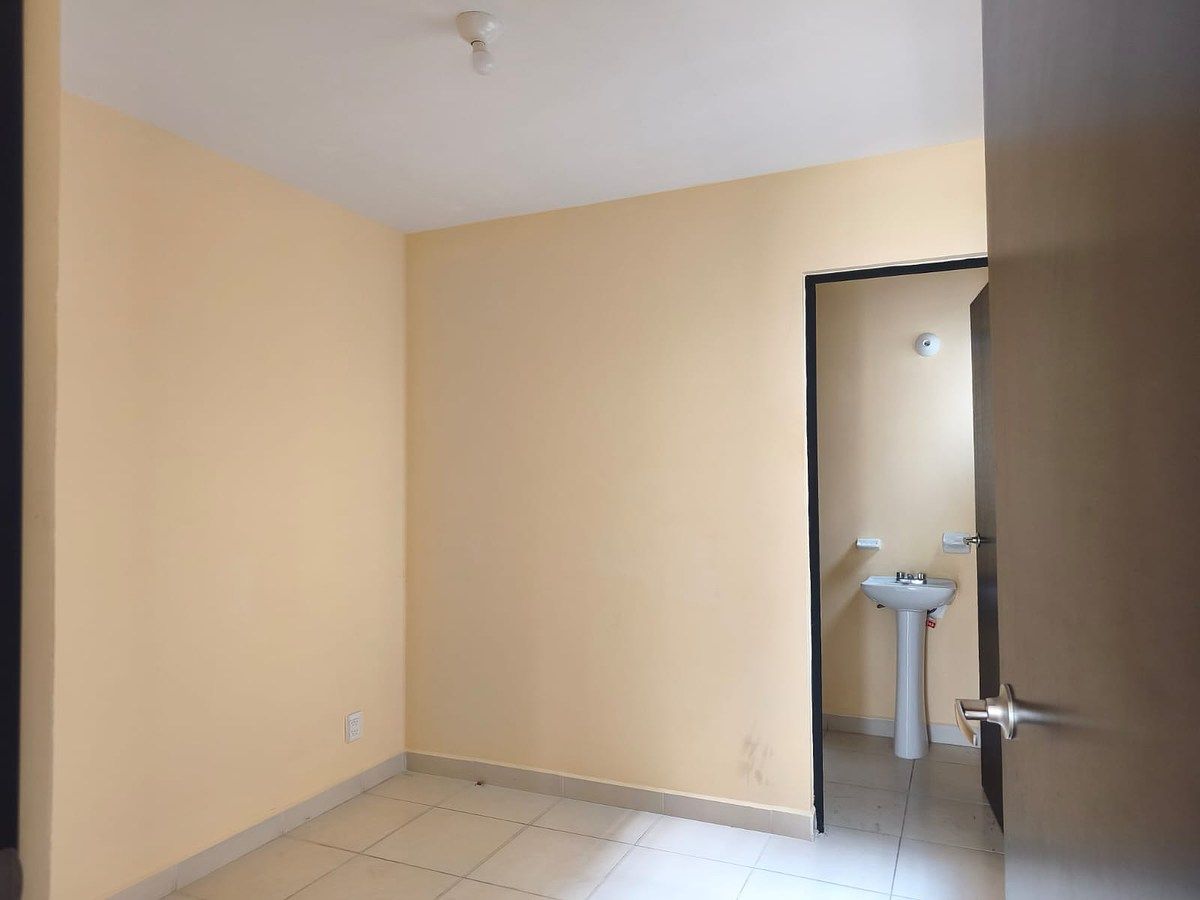 Casa em Paseos de San Miguel, Querétaro, foto 5 de 18