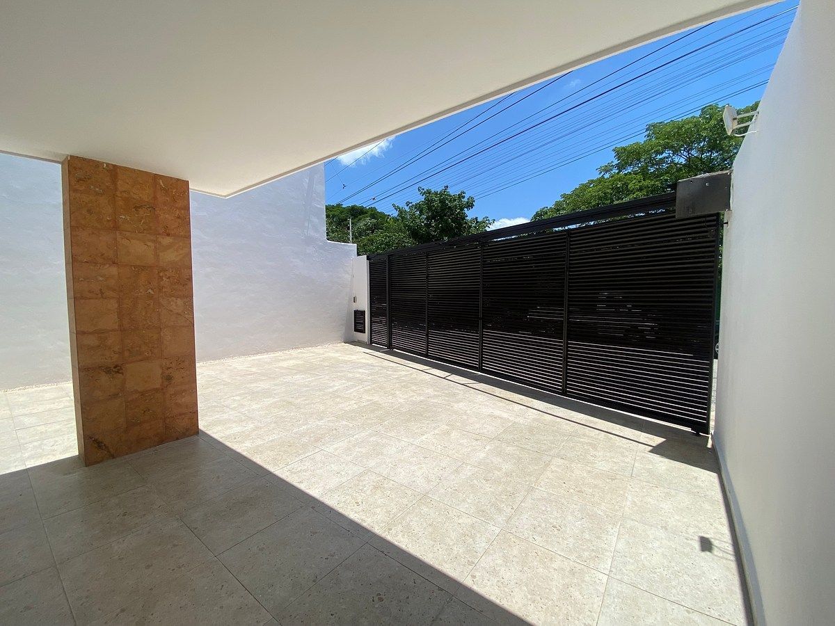 House in Montebello, Mérida, photo 4 of 48