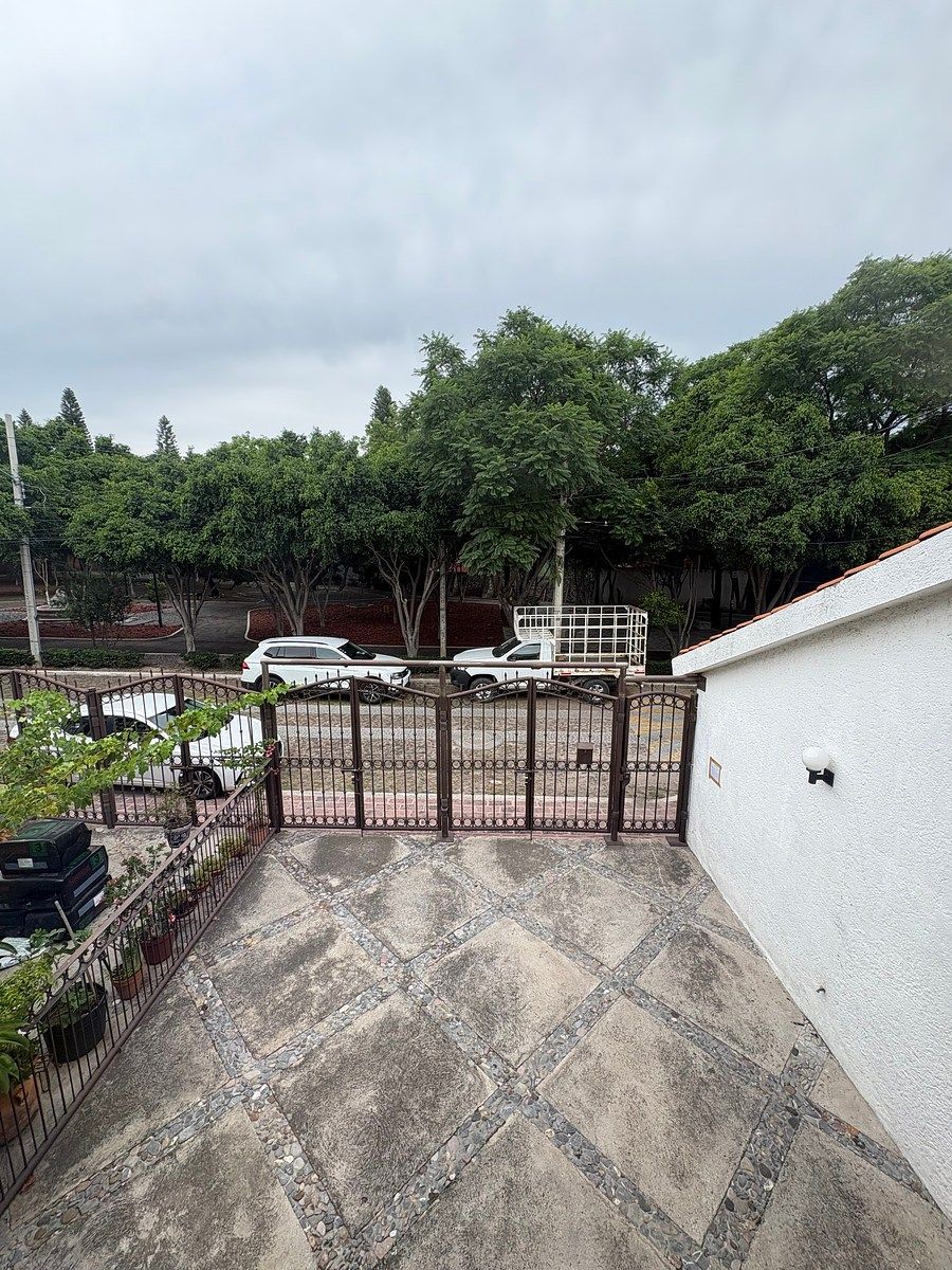 House in Las Brujas, Querétaro, photo 23 of 27