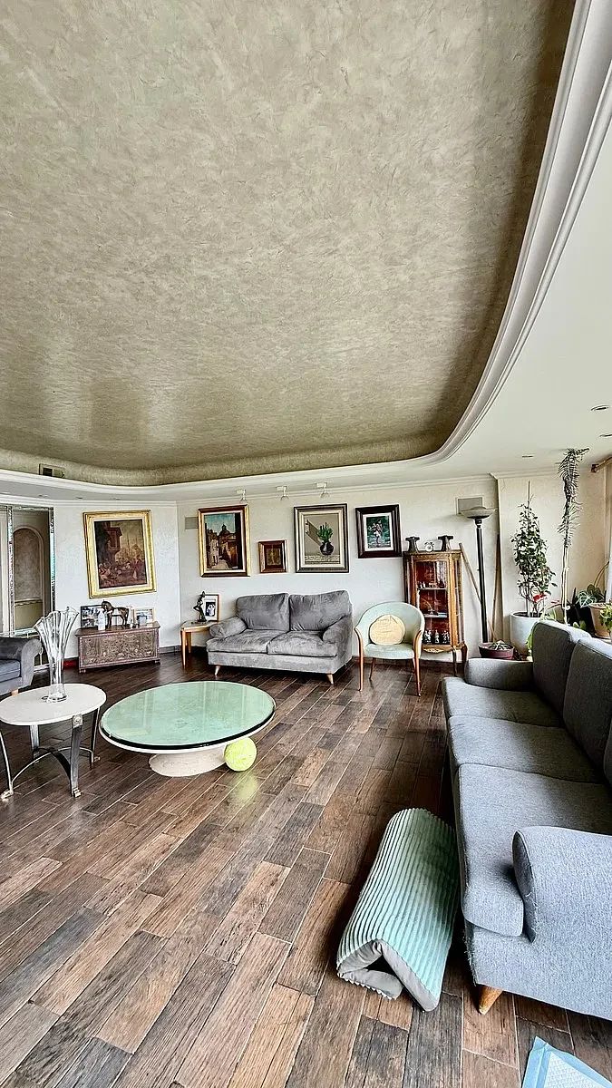 Sale Apartment in Frondoso 1, photo 1 of 28
