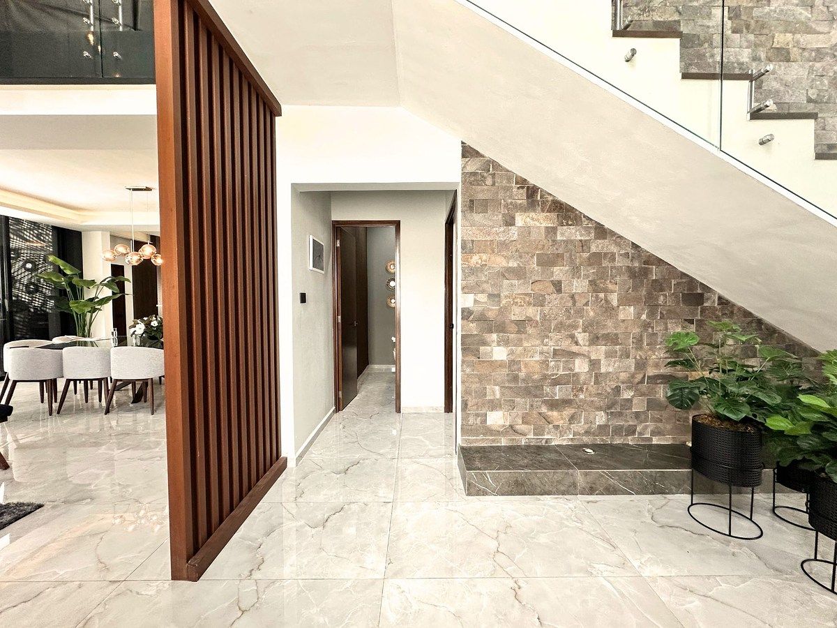 CASA DE 5 RECAMARAS CON PANELES SOLARES EN VENTA EN MERIDA, YUCATAN EN ALLEGRA, - foto 4
