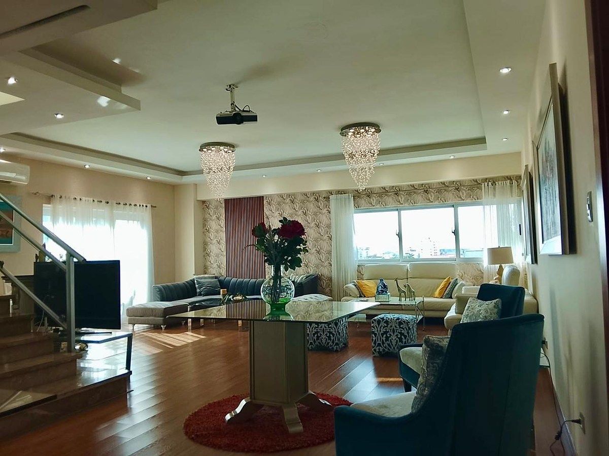 Apartamento en venta en Evaristo Morales, foto 1 de 9