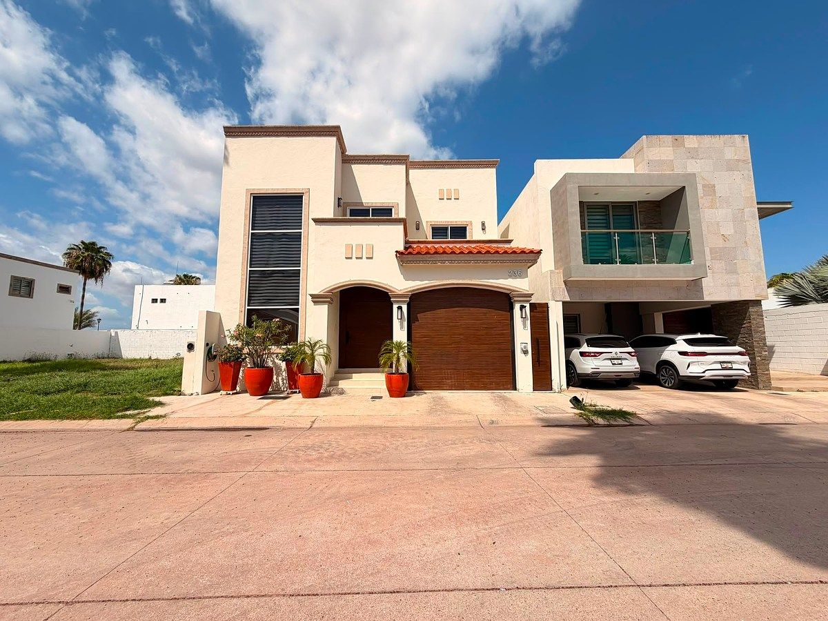 Casa en venta y renta 4 recámaras en benito juarez Los Mochis Sinaloa, foto 1 de 24