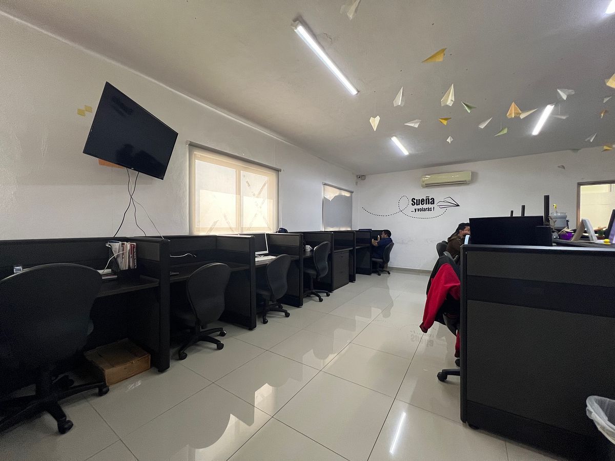 Office for rent, equipped and furnished with 30 solar panels., photo 1 of 33