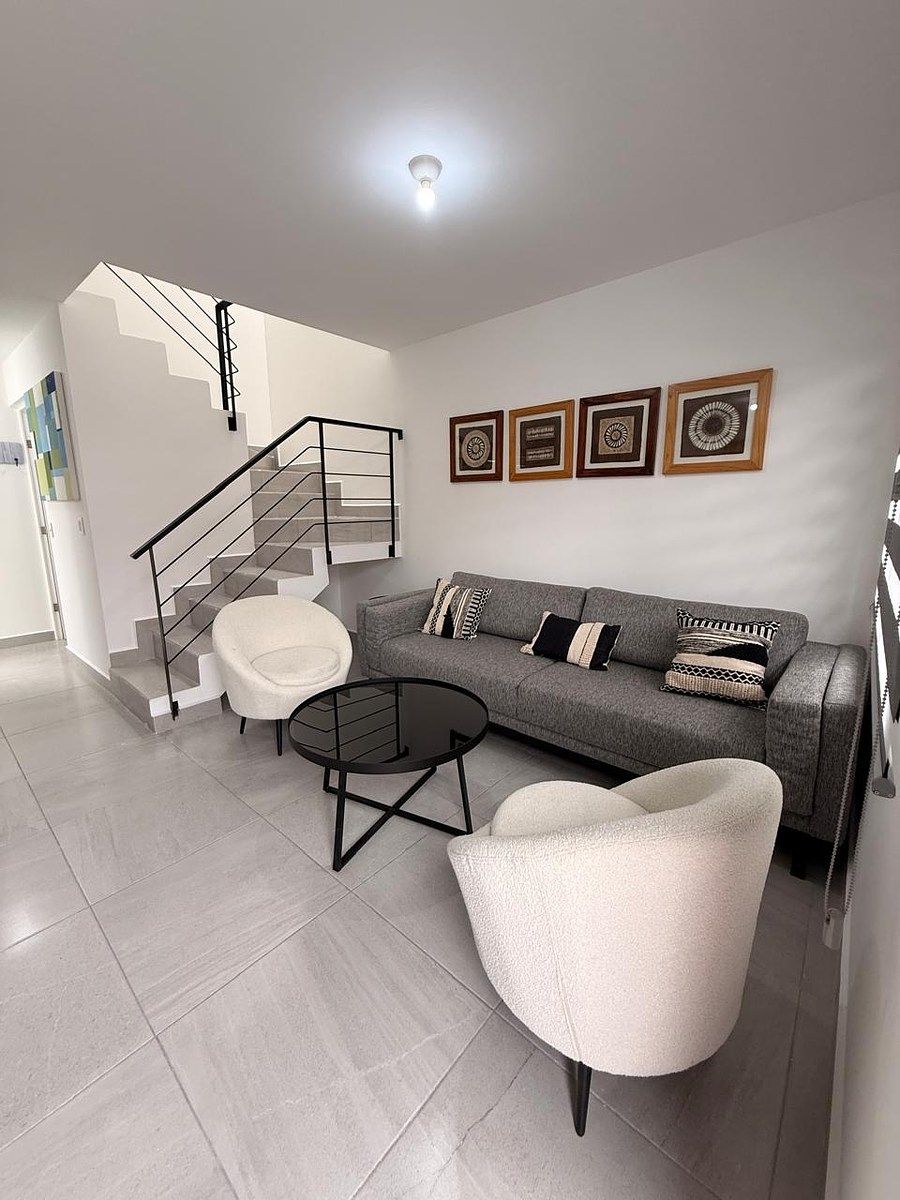 Casa Amueblada en Renta en Intercity, foto 1 de 12