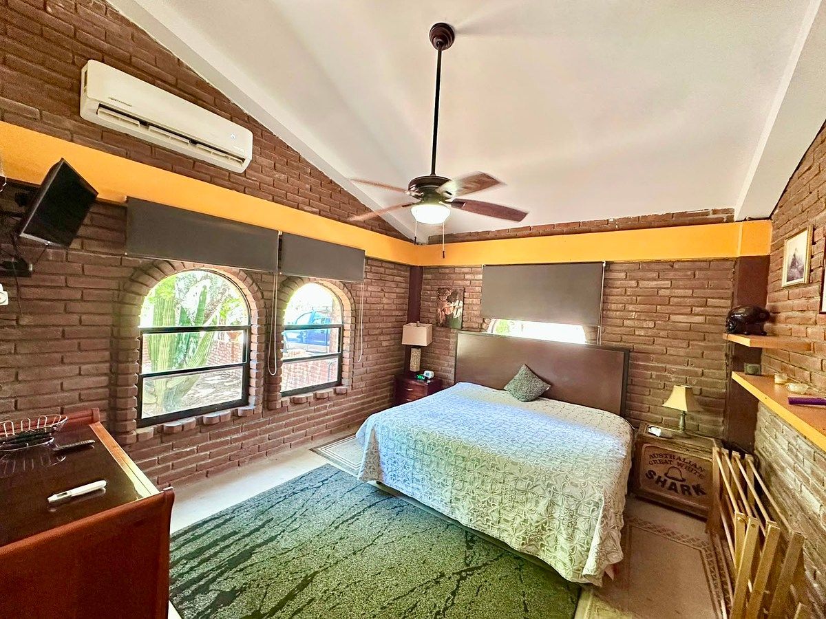 House in San Pedro, La Paz, photo 6 of 18