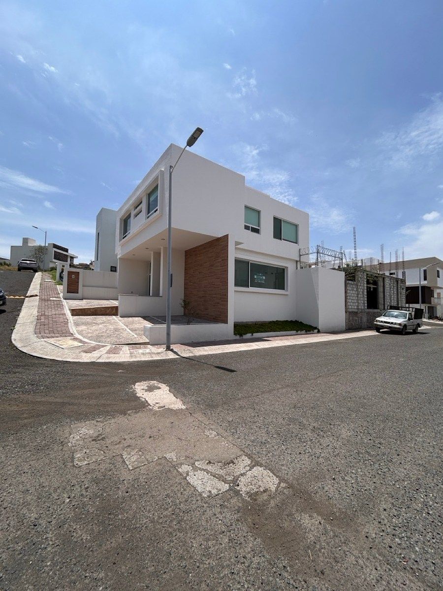 Casa em condomínio fechado em Punta Esmeralda, Corregidora, foto 2 de 25