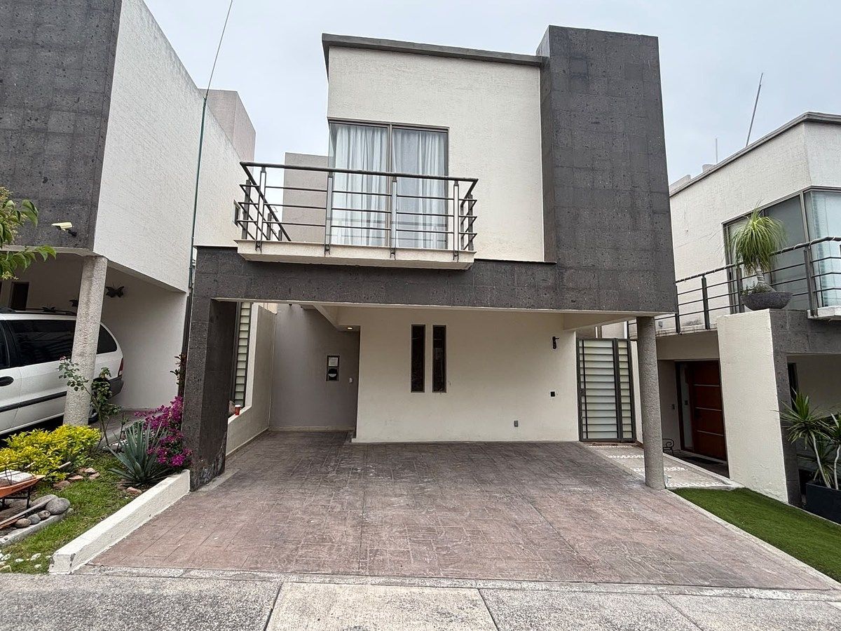 CASA VENTA residencial del parque, foto 1 de 44