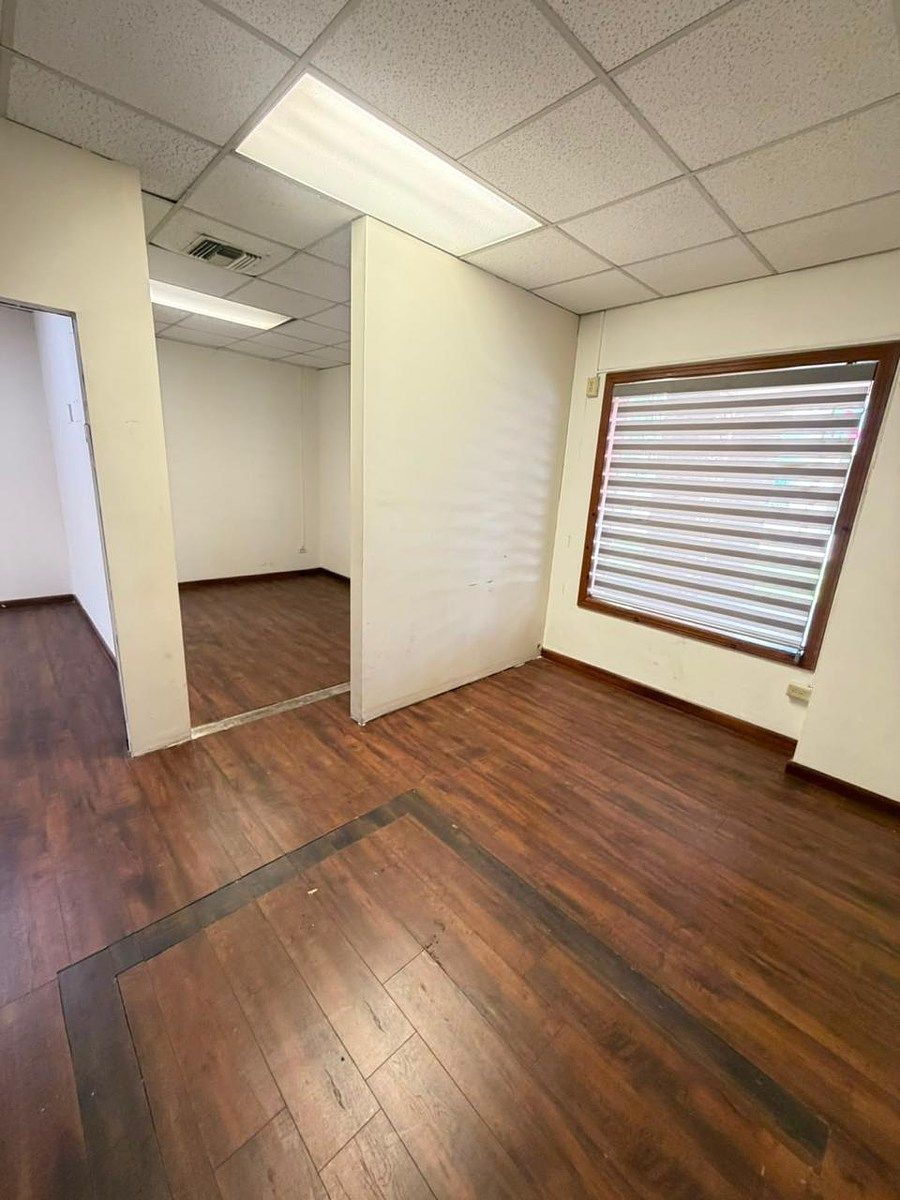 Local comercial en Justo Sierra, Mexicali, foto 12 de 14
