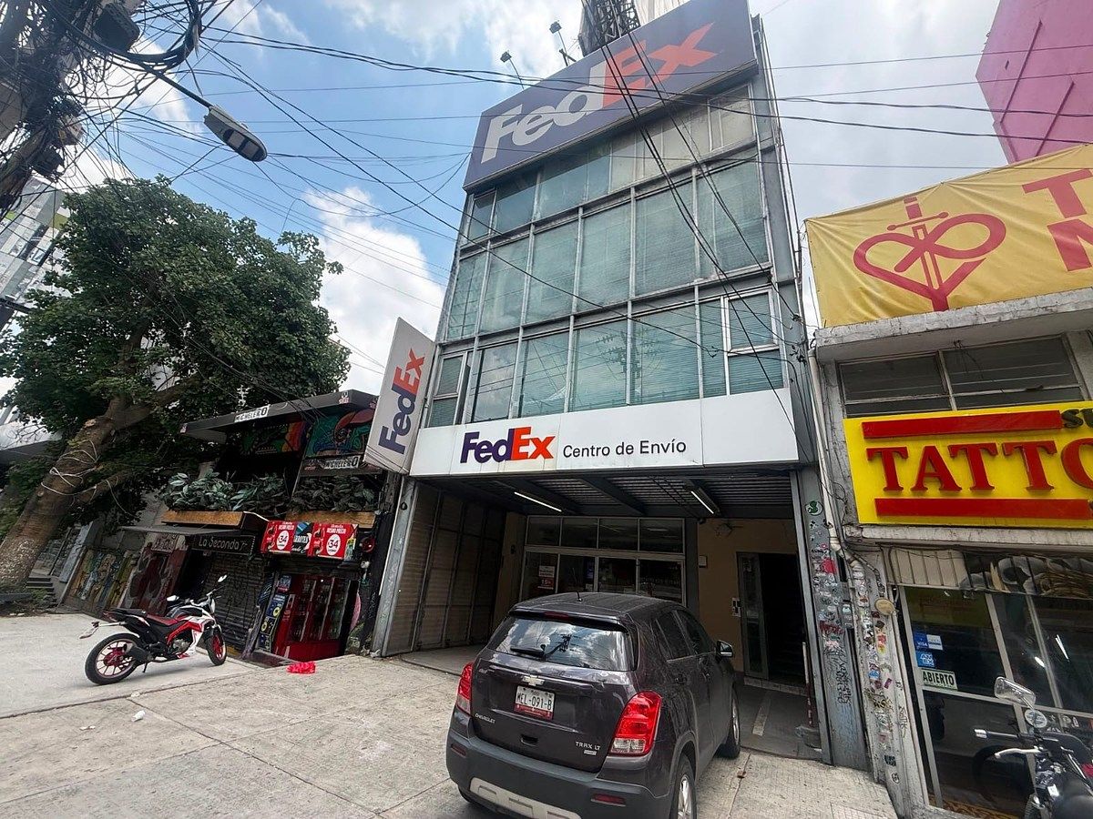 RENTAL COMMERCIAL SPACE ON AV. MANUEL ÁVILA CAMACHO, photo 1 of 16