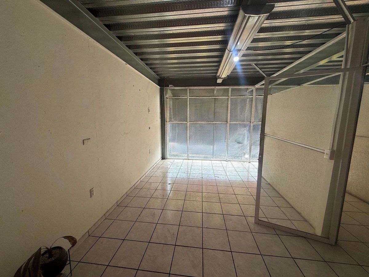 Retail Space in Viveros de La Loma, Tlalnepantla de Baz, photo 7 of 16