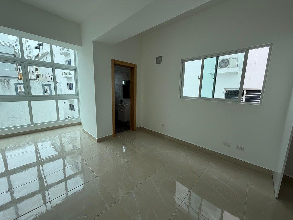 Apartamento en venta en Renacimiento, foto 1 de 5