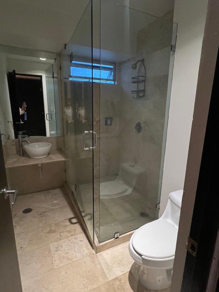 Baño principal, foto 5 de 22