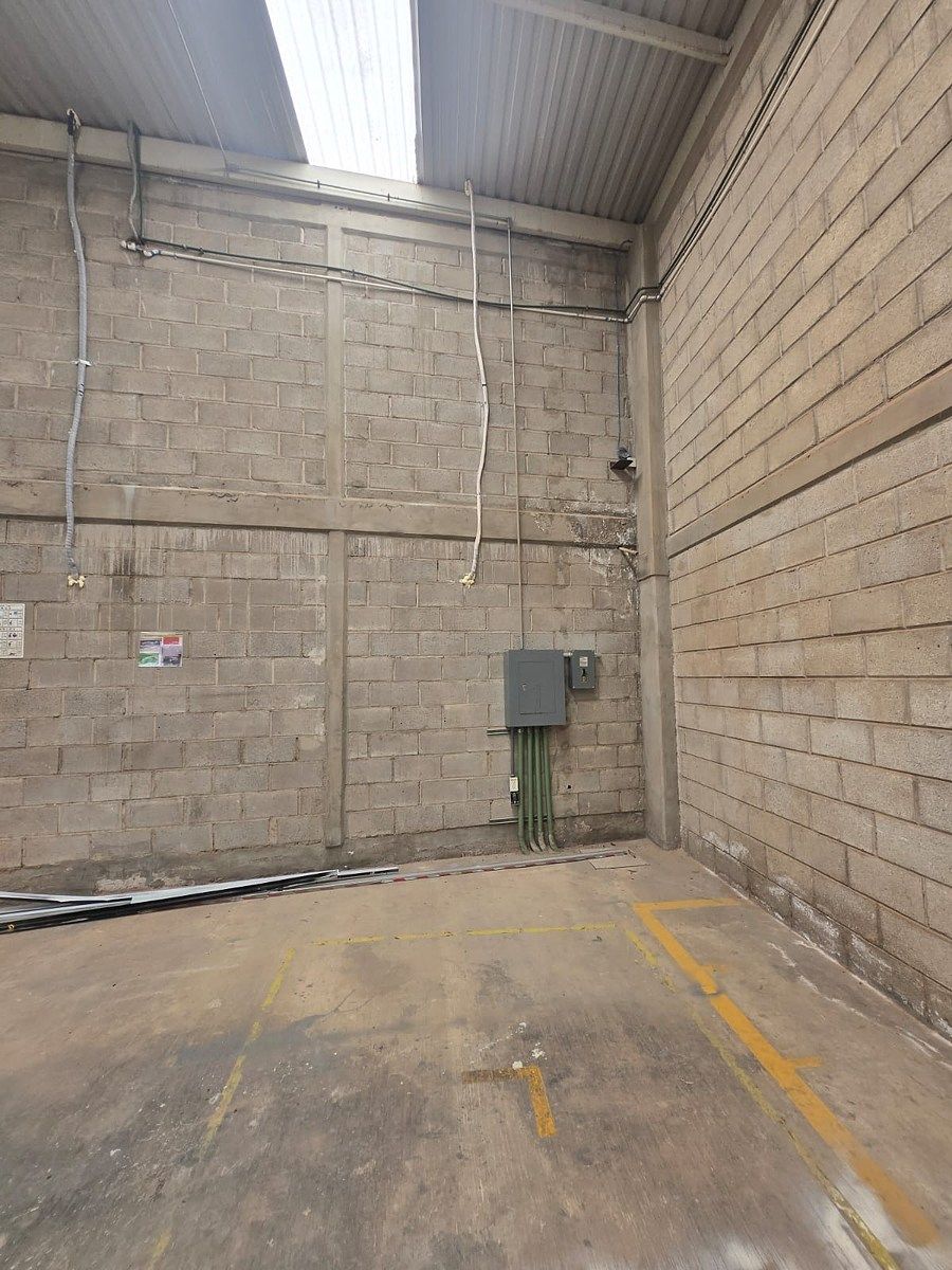 Commercial Storage Unit in Satélite, Querétaro, photo 10 of 12