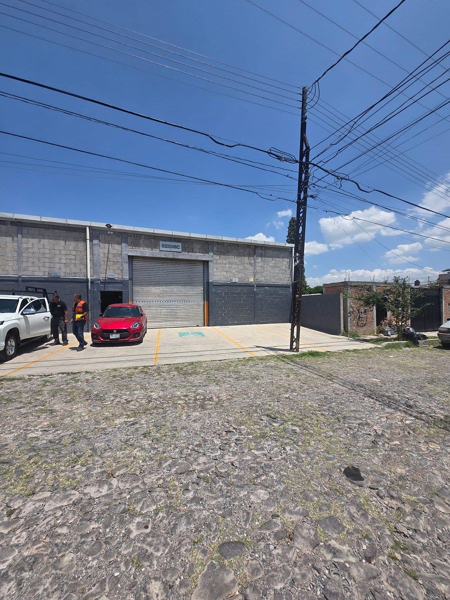 WAREHOUSE FOR RENT IN SATELLITE, QRO, photo 1 of 12